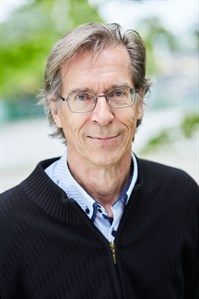 Hans .Lind
